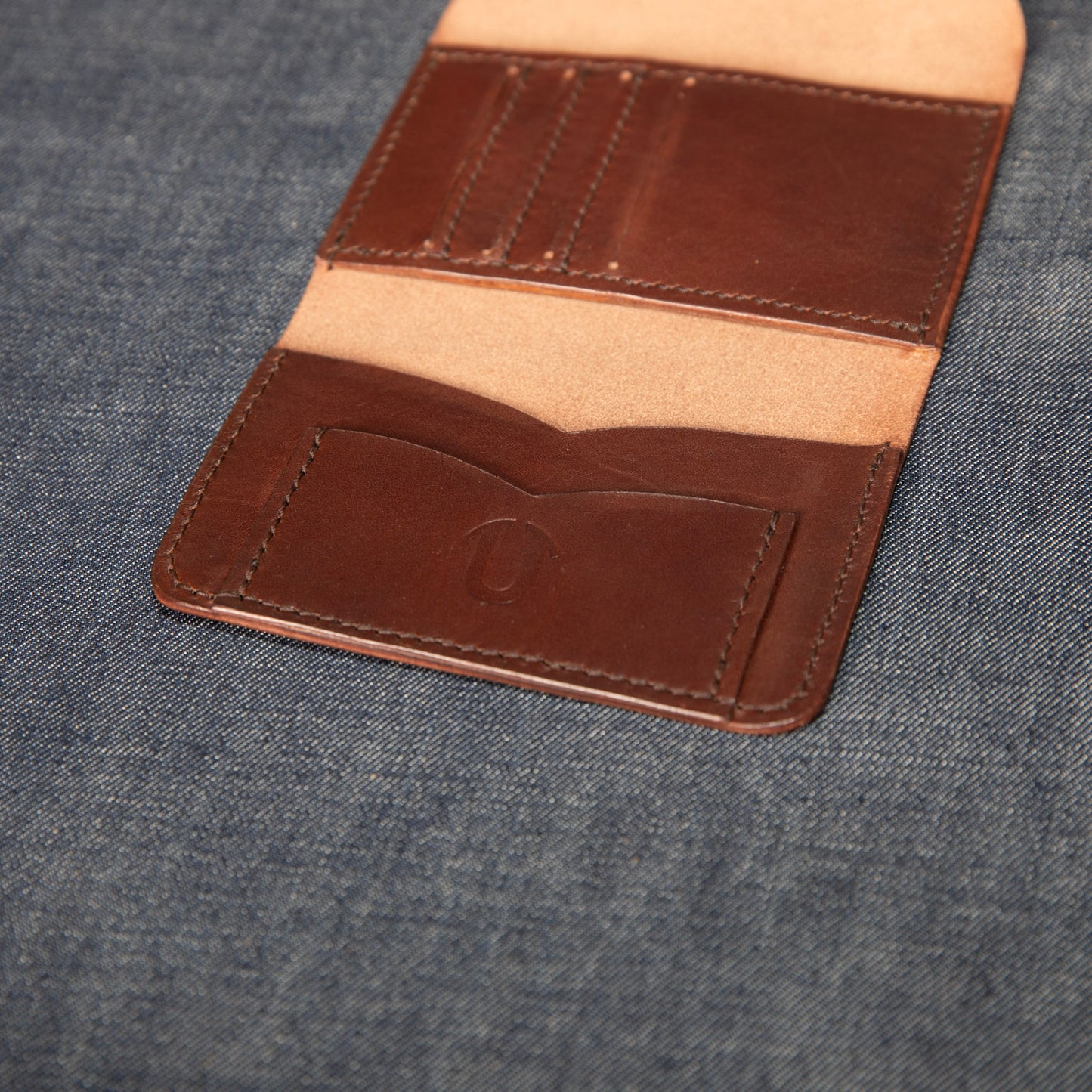 Tempesti Elbamah Liscio Lux Handstitched Wallet