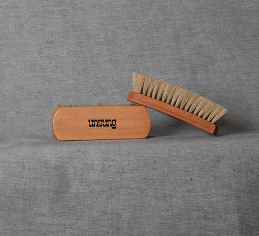 Unsung Horsehair Brush