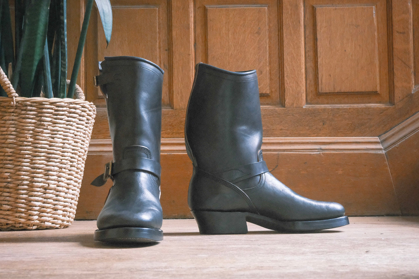 U22-2 Engineer Boot