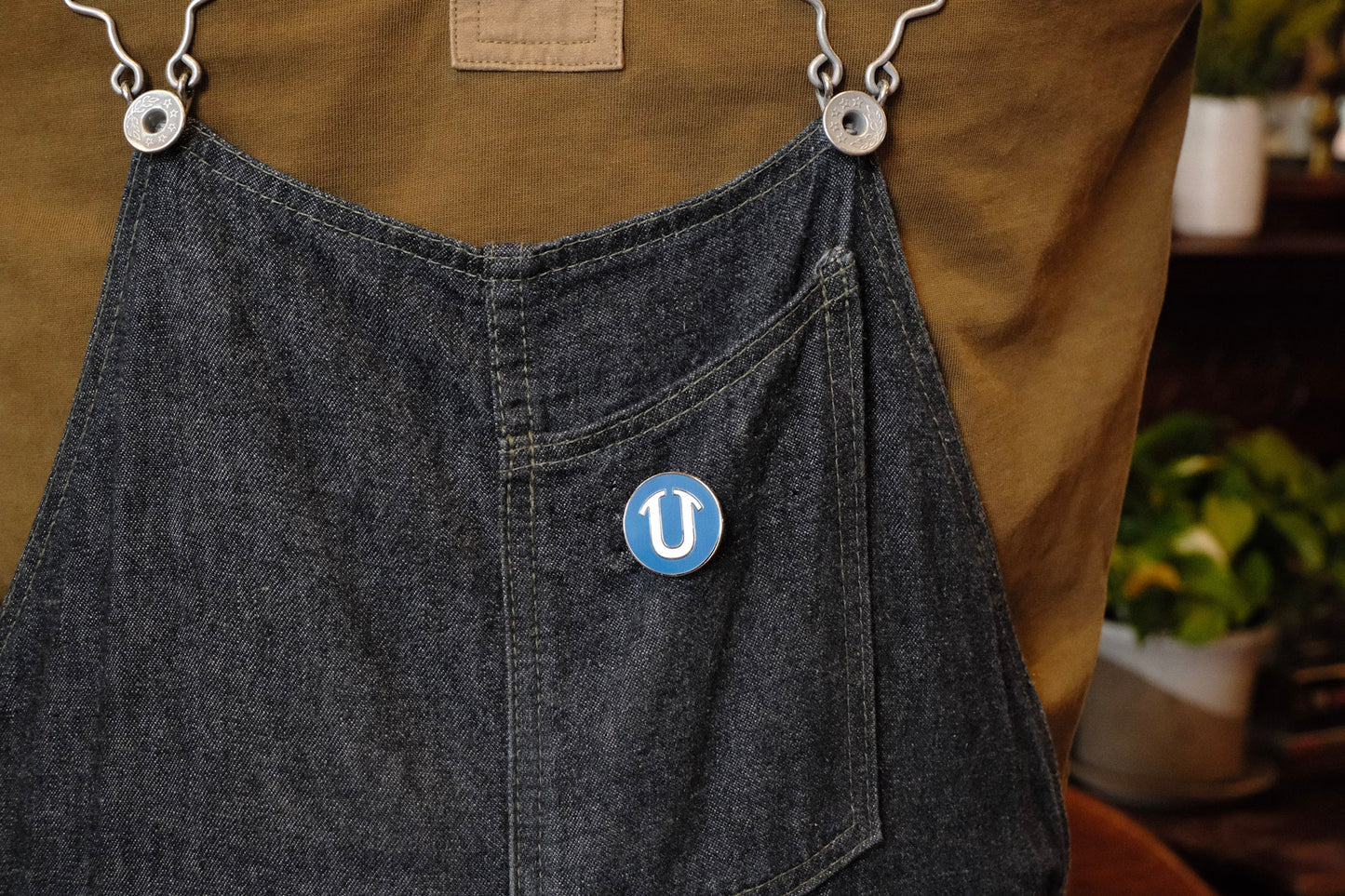 Unsung Enamel Pin